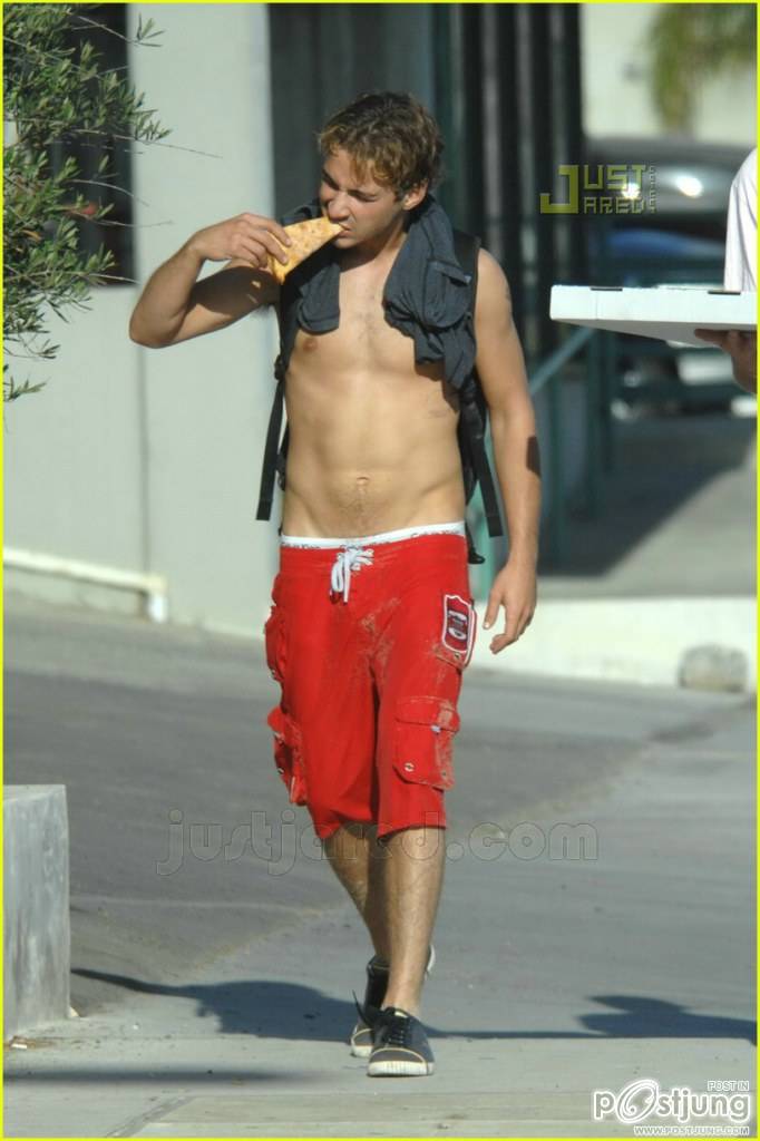 Shia หล่อสุดเซอร์