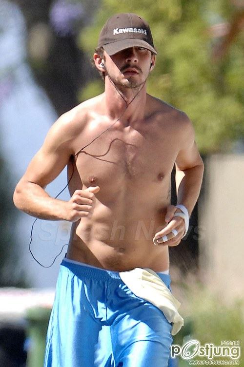 Shia หล่อสุดเซอร์
