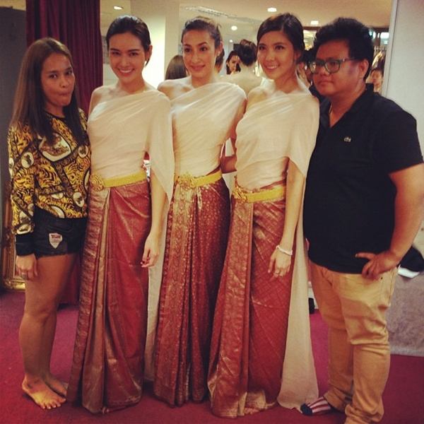 แคท หญิง เพื่อนเจ้าสาว ลองชุด งานหมั้น เบลล์ ไชน่าดอลล์