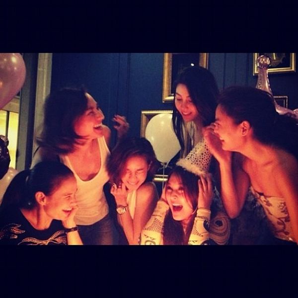 เก็บตก! ปาร์ตี้วันเกิดดารา อั้ม พัชราภา-นานา-มาริโอ้