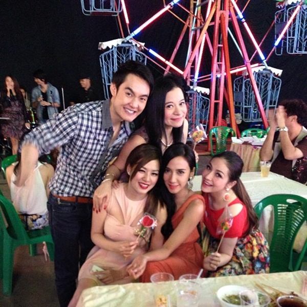 เก็บตก! ปาร์ตี้วันเกิดดารา อั้ม พัชราภา-นานา-มาริโอ้