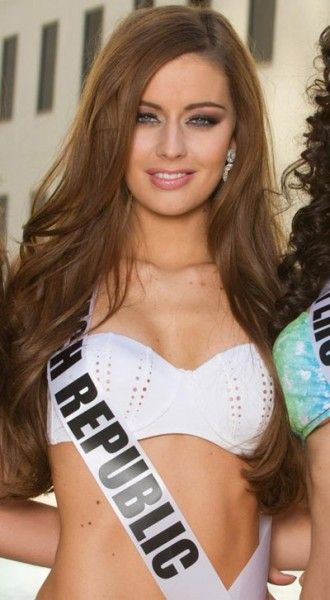 ชุดว่ายน้ำ Miss Universe 2012