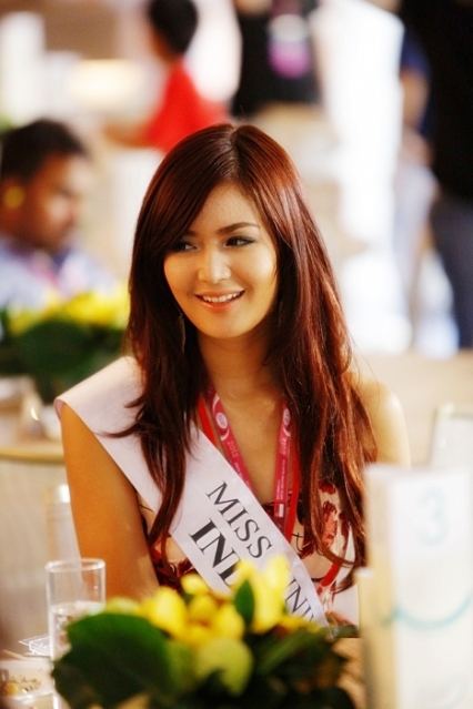 Miss Universe Indonesia 2012