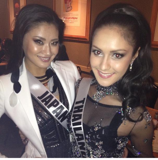 Miss Universe  2012 Contestans welcome to LAS VEGAS fashion