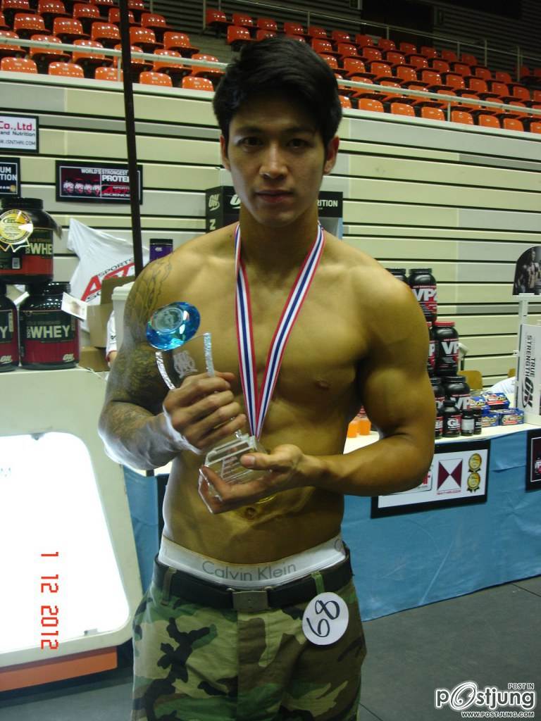 นายแบบไทยไม่แพ้ชาติใด