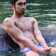 แอบเป็นแฟนคลับน้องเค้า ห้ามด่าน้องเค้านะ