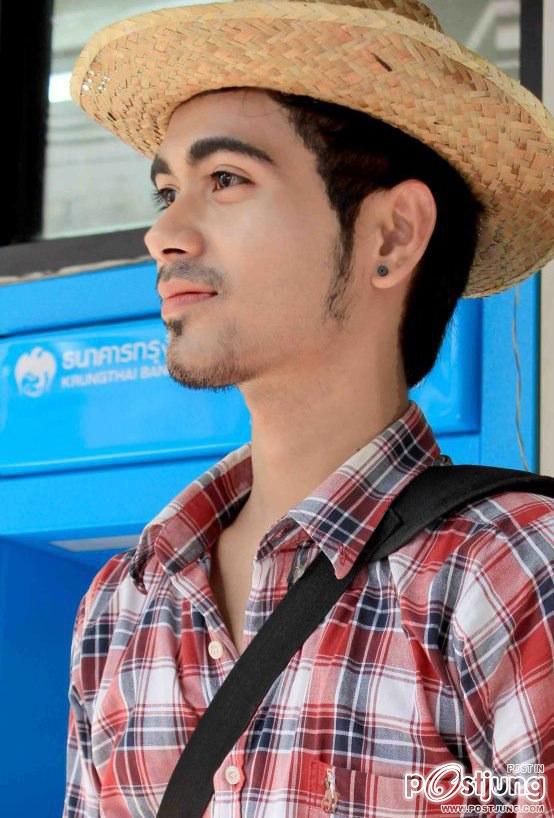 แอบเป็นแฟนคลับน้องเค้า ห้ามด่าน้องเค้านะ