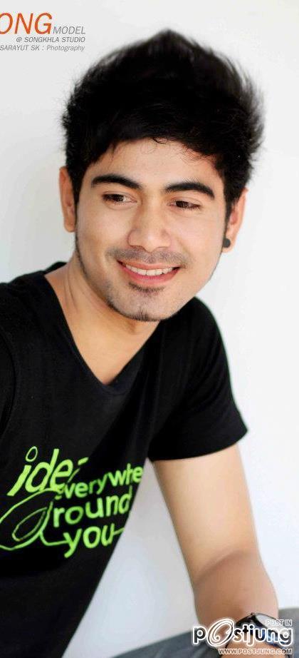 แอบเป็นแฟนคลับน้องเค้า ห้ามด่าน้องเค้านะ