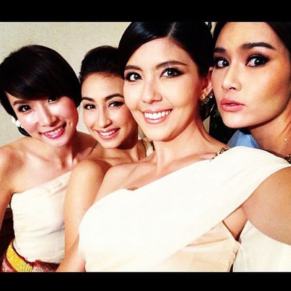 ชมภาพ...งานหมั้นสุดหวาน ของ เบลล์ ไชน่าดอลล์ กับ พิฑฒิ แฟนหนุ่มนอกวงการ