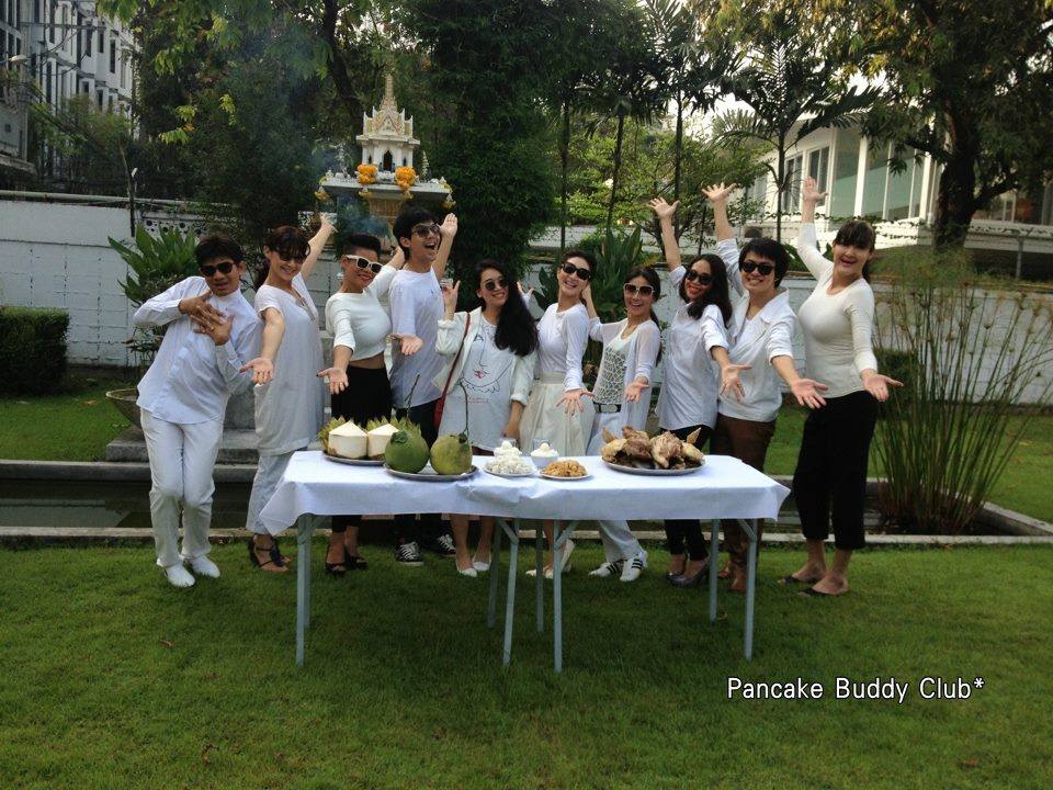 แพนเค้ก  บวงสรวงละครเวที "ลำซิ่งซิงเกอร์" - 06-12-12