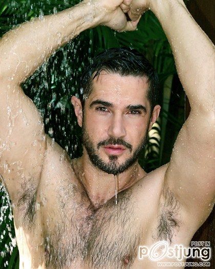 Dean Monroe is really sexy!