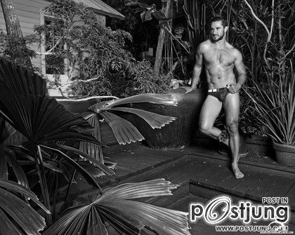 Dean Monroe is really sexy!