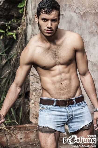 Mathews Colares and Rodrigo Rabelais by Lucio Luna : HQ images