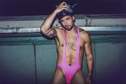 Benjamin Godfre and Brody Harris are so HOT!