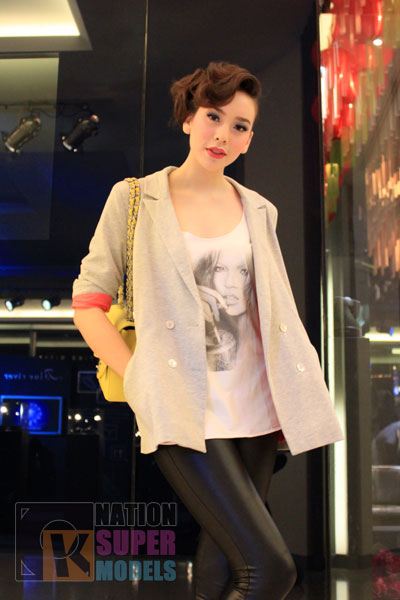 เค้าว่ากันว่า นุช นีรนาทตัวจริงสวยเด่นสง่าขาวโอโม่จนทุกคนต้องเหลียวหลังมองจริงหรือ?