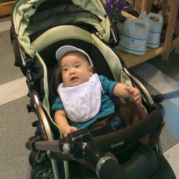 น้องแพทริก ลูกชายนิหน่า-แบงค์ น่ารัก น่าชัง