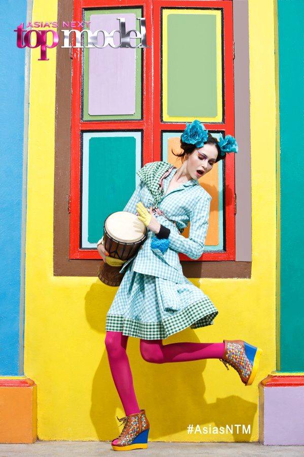Asia's next top model Cycle.1 ep.1 Quirky Girls in Little India