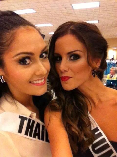 ริด้า In Las Vegas 10-12-12 Miss Universe