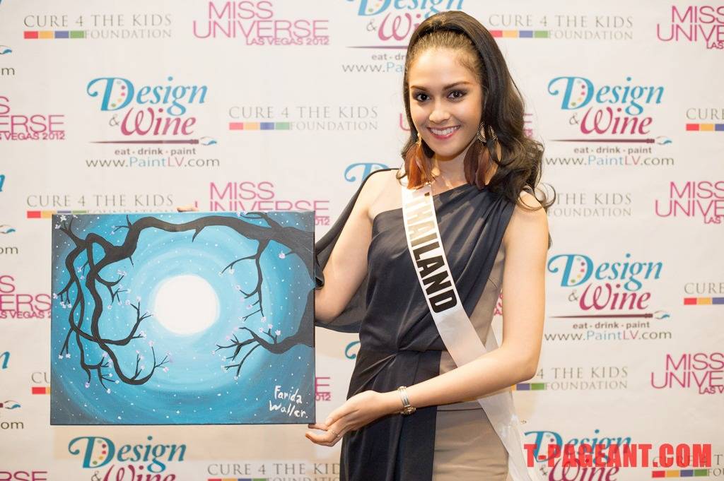 ริด้า In Las Vegas 11-12-12 Miss Universe Update