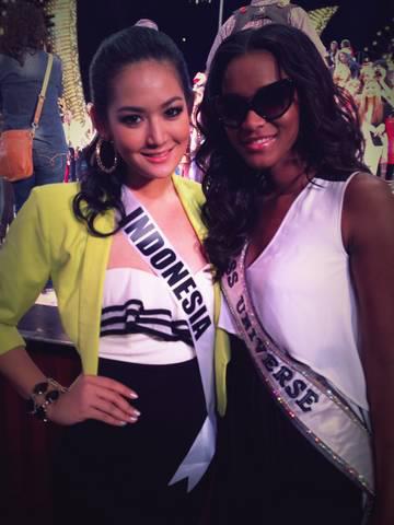 Miss Universe Indonesia 2012 - Maria Selena