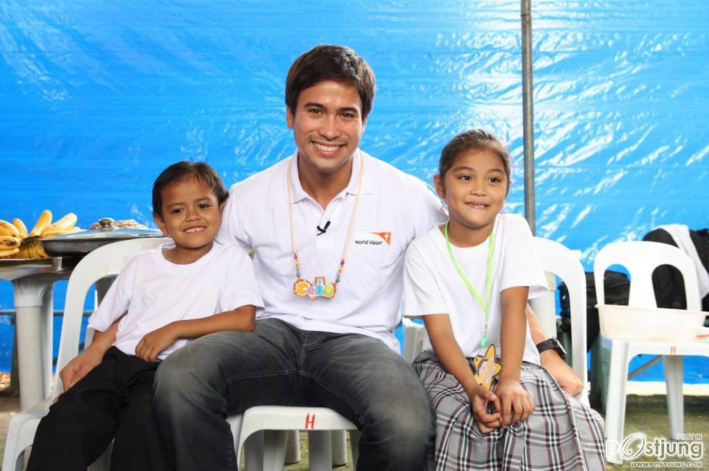 แซม รักเด็ก