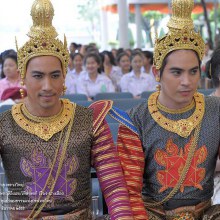 ปอ.กรีน.ตั๊ก บรวงสรวงนางเสือง...แต่งหน้าดุจัง