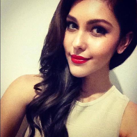 มาร่วมเป็นกำลังใจให้คิมเบอร์รี่ได้ตำแหน่ง Miss Universe