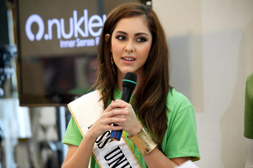 มาร่วมเป็นกำลังใจให้คิมเบอร์รี่ได้ตำแหน่ง Miss Universe