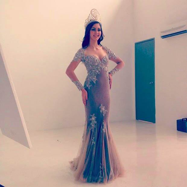 มาร่วมเป็นกำลังใจให้คิมเบอร์รี่ได้ตำแหน่ง Miss Universe