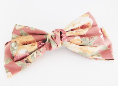 แฟชั่น ผมสวยด้วย โบว์ เก๋ ๆ เพิ่มความหวาน ให้กับตัวเอง