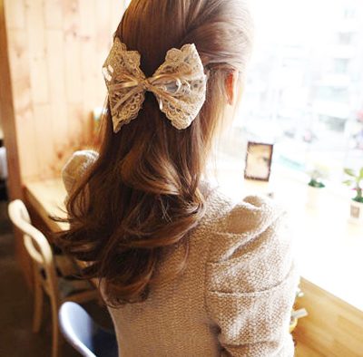 แฟชั่น ผมสวยด้วย โบว์ เก๋ ๆ เพิ่มความหวาน ให้กับตัวเอง