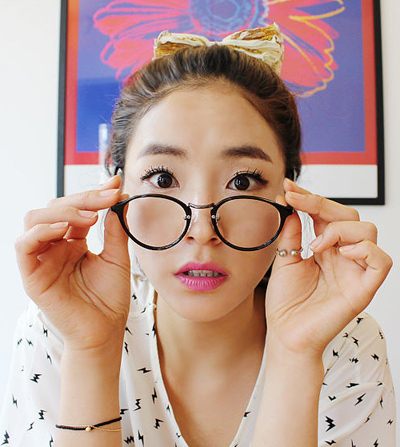 แฟชั่น ผมสวยด้วย โบว์ เก๋ ๆ เพิ่มความหวาน ให้กับตัวเอง