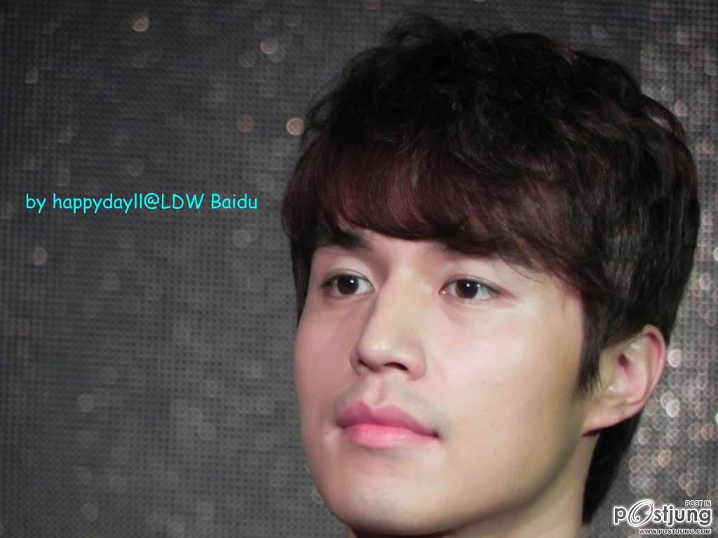 ลี ดอง วุค ปลดประจำการแล้วรอๆ