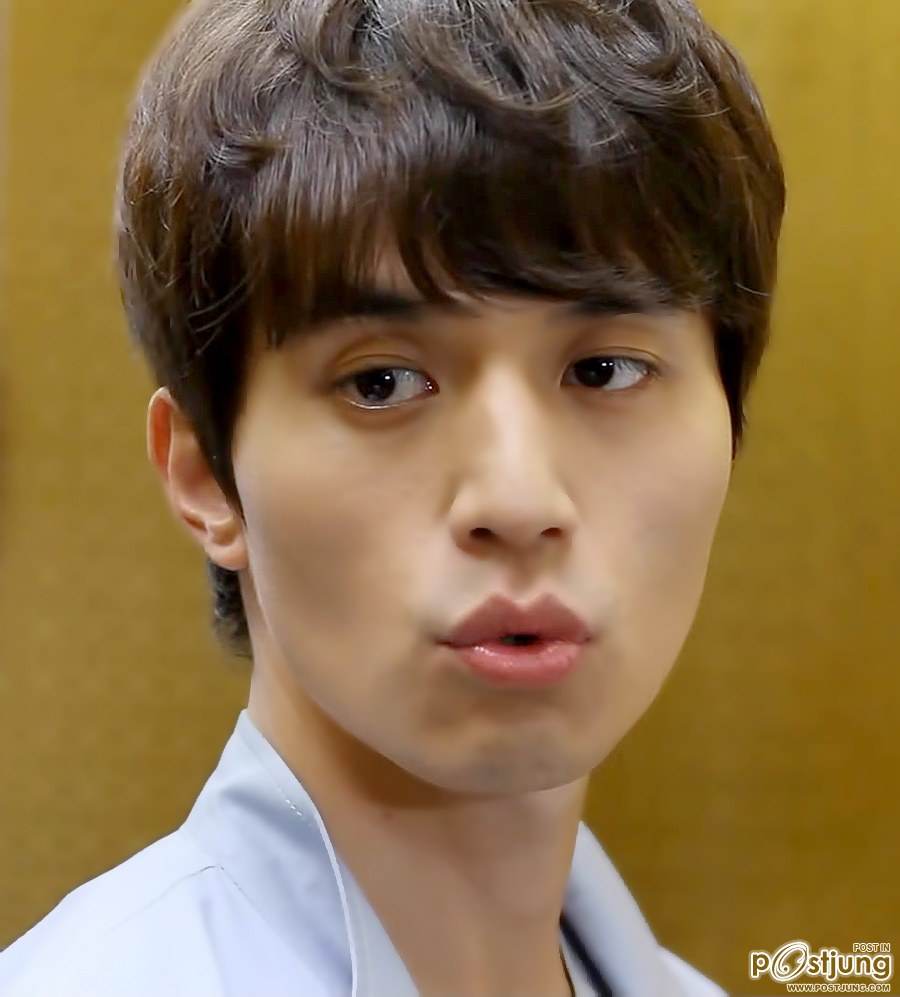 ลี ดอง วุค ปลดประจำการแล้วรอๆ