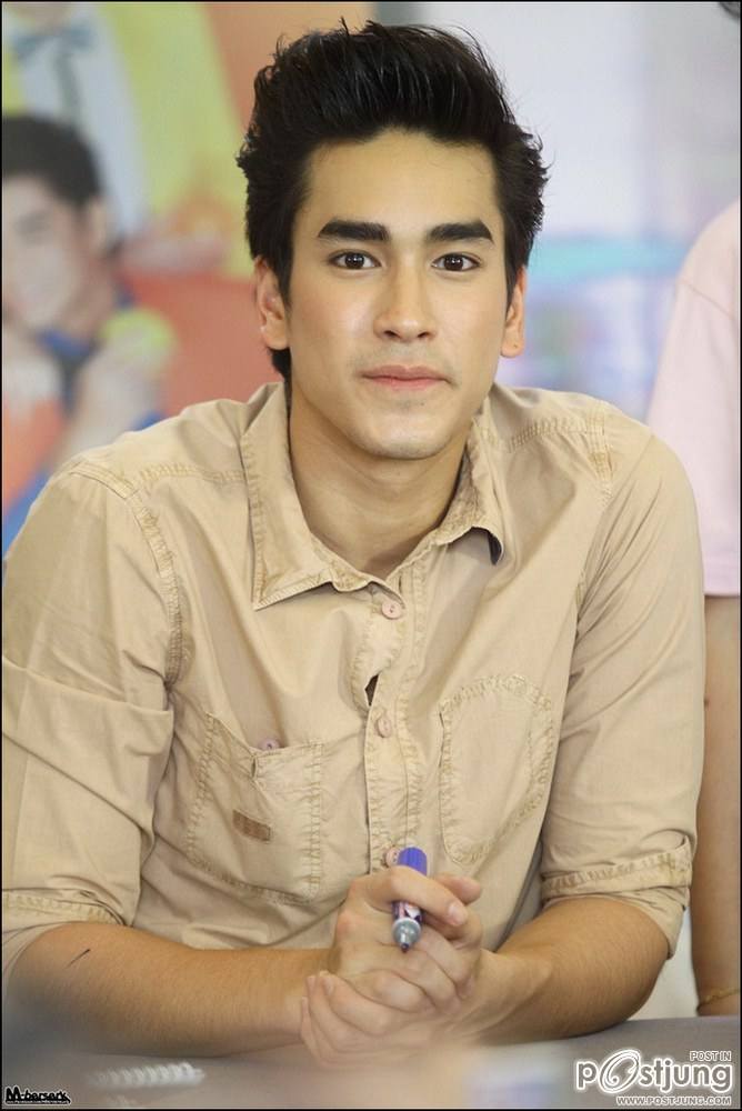 เอามาให้อ่ะนะ ณเดชๆ