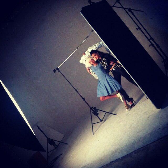 มาแล้วจ้า...เบื้องหลังTSMการถ่ายแบบลงนิตยสาร VOLUME  ของทั้ง 3 สาว แพนเค้ก น้องสิ และน้องจิงจิง