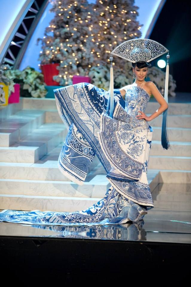 Miss Universe ( Asian ) girl 2012