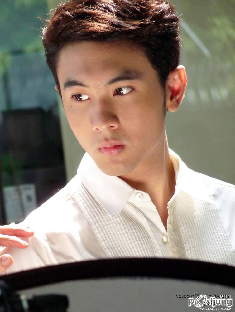 เอส+นัททิว วัดความหล่อที่แตกต่าง