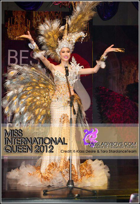 เก็บตก ชุดประจำชาติ "น้องเจเล่