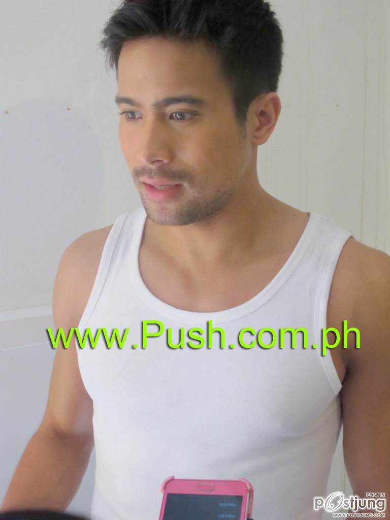 รักเค้าๆ