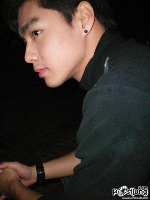 เพ็ชร หล่อยิ้มน่ารัก