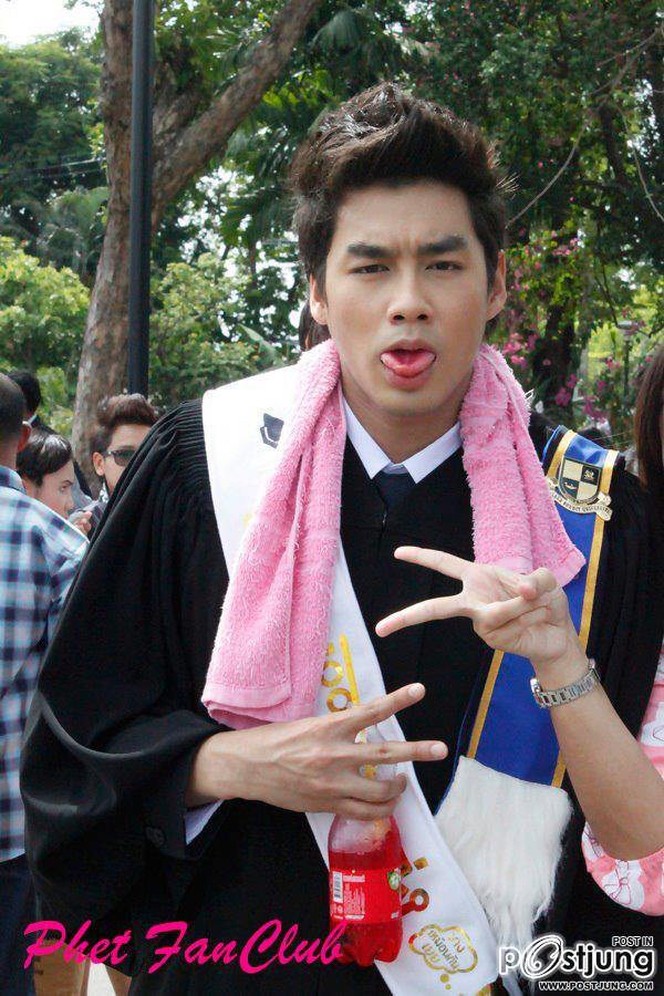 เพ็ชร หล่อยิ้มน่ารัก