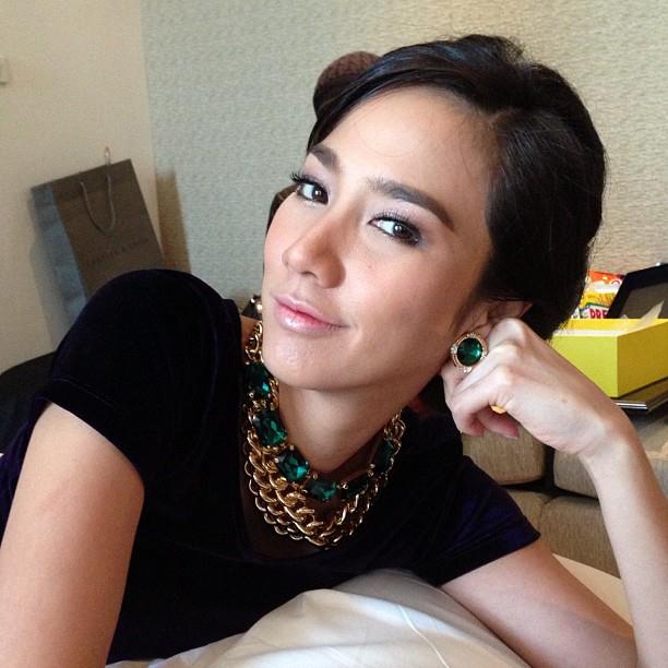 "อัม พัชราภา"ฮอทต่อเนื่อง ปลายปีรับพรีเซนเตอร์5ตัวรวด!!