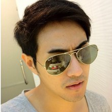 แฟชั่น แว่นกันแดดเท่ ๆ ของเหล่าดาราหนุ่มๆ