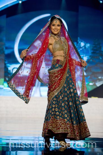 สดๆ ร้อนๆ TOP 16 Miss universe 2012 live