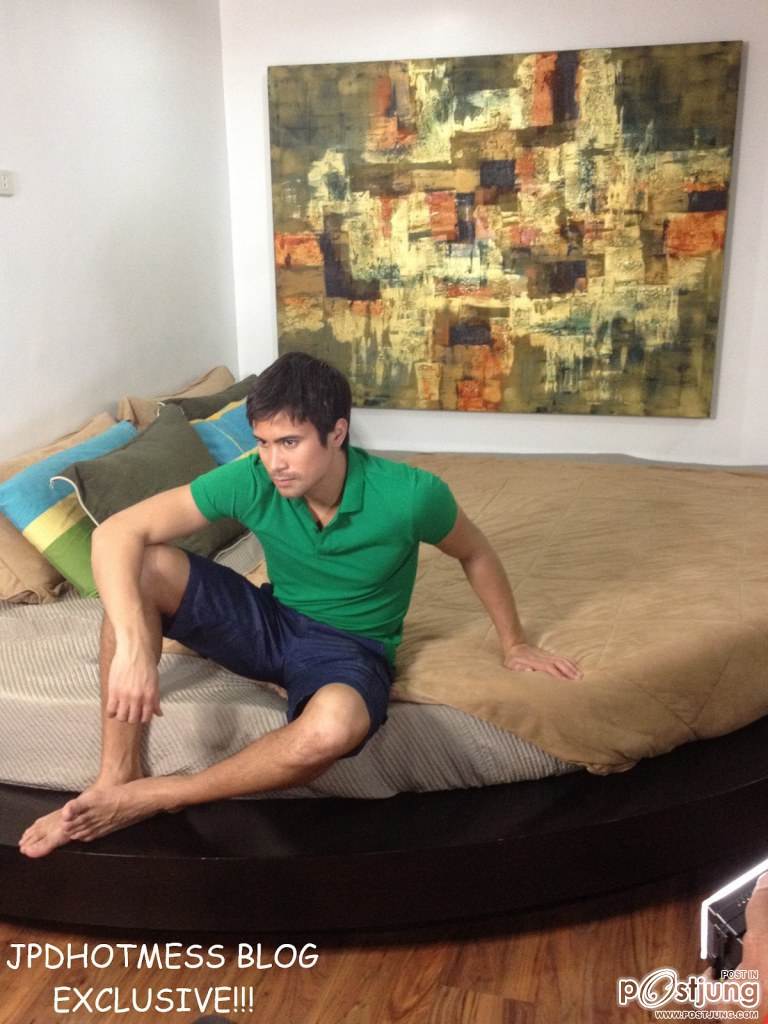 หล่อเข้มแบบแน่นๆ sam mailby