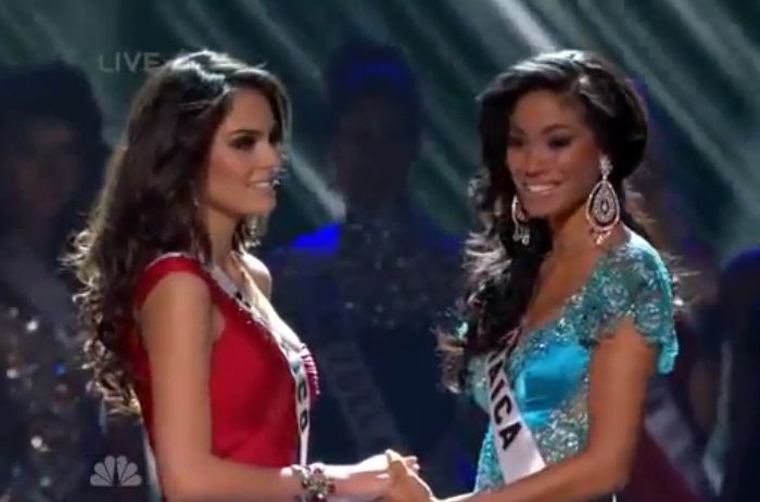 ที่ 1 ยืนซ้าย