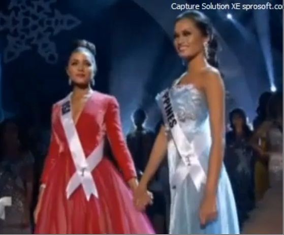 ลองคิดดูเล่น ๆ หากนางปินไม่ย้ายที่ยืน นางอาจได้มงก้ได้นะเออ 555555