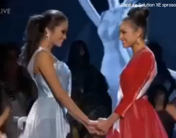 ที่ 1 ยืนขวา,,ที่ 2 ผี กรี๊ดดดดดดดดดดดดดดดดดดดดดดดด