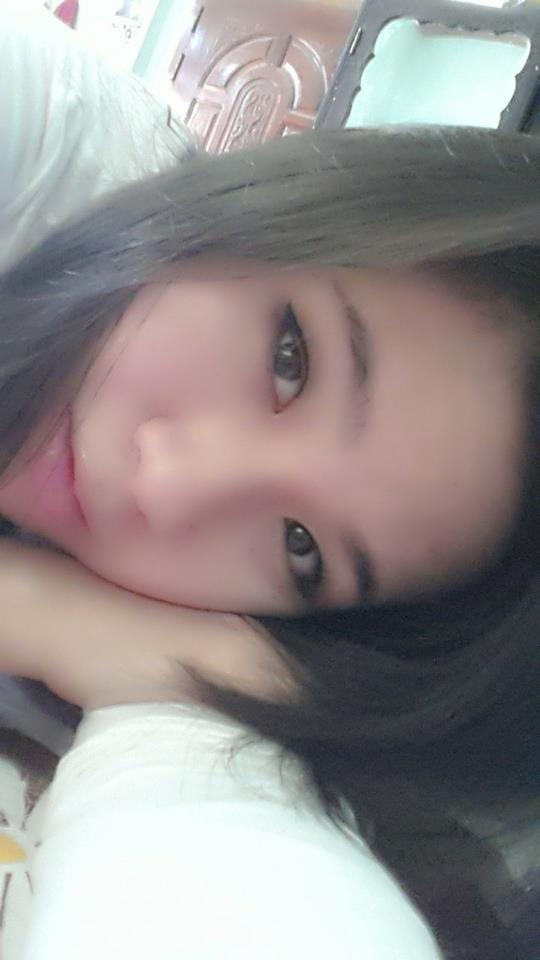 เฟื้องสาวแอร์หน้ามวยจากประเทดลาว